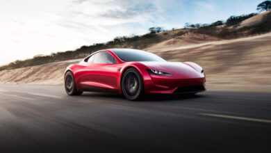 Photo of Илон Маск возродил планы по выпуску спорткара Tesla Roadster второго поколения