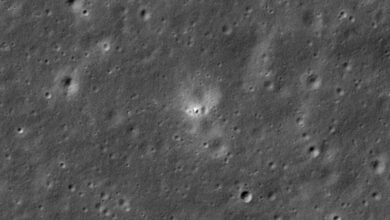 Photo of NASA сфотографировало китайский посадочный модуль «Чанъэ-6» на обратной стороне Луны